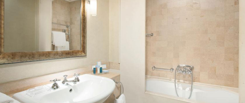 Hotel  Stendhal Bath Room